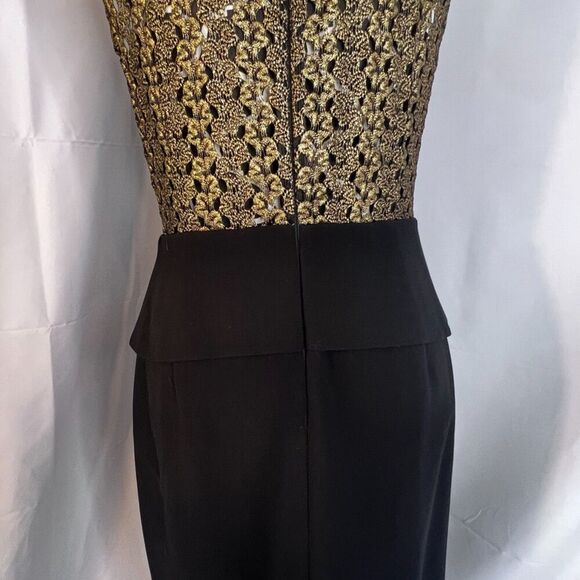 Tahari NWT Black/Gold Lace Back Peplum Ruffle Sheath Cocktail Evening Dress 10 - Picture 8 of 13